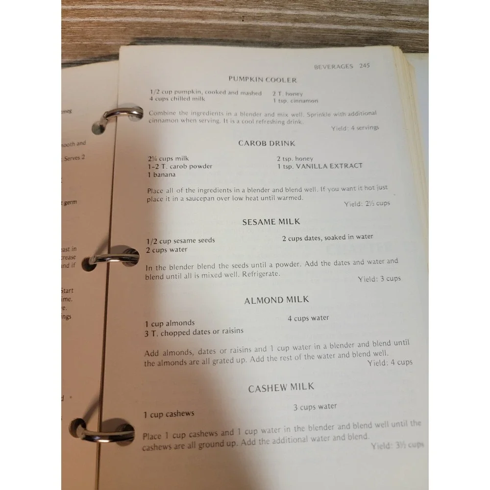 Vintage Cookbook Lot of 3 Community Recipes Diabetic Slow Cooker Binder